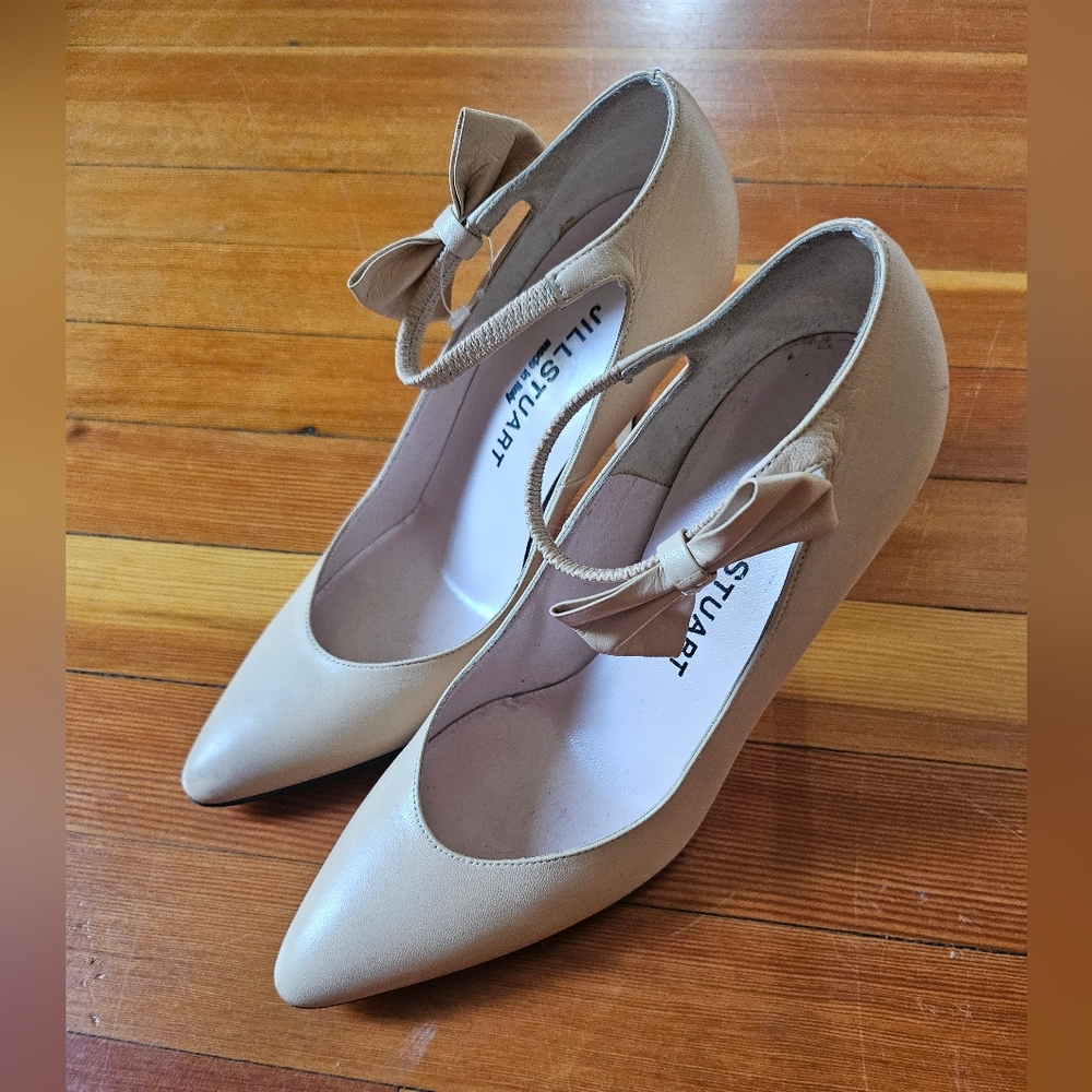 NWOT Jill Stuart Pink Bow Accent Heels